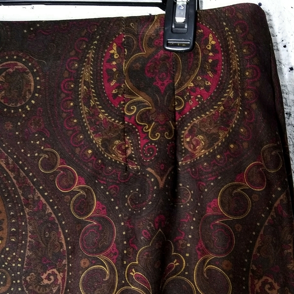 Jaclyn Smith Size 16 Dark Moody Paisley Long Skirt - Picture 3 of 8